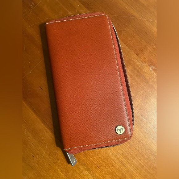 TechnoMarine Genuine Leather “Made in Italy” Zip Around Regular Size Folio 🇮🇹 - Picture 2 of 14